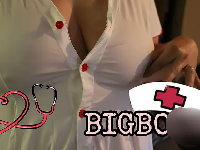 Krankenschwester mit prallen XXL-Titten untersucht dich