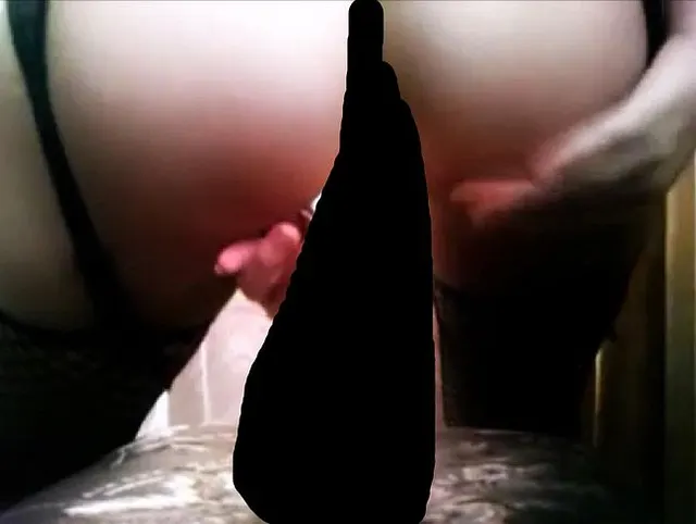 Anal with big dildo