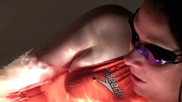 Apnoe Masturbation Underwater