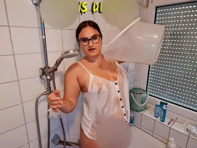 Die NS Dusche – Golden shower
