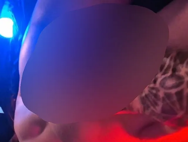 Massage führt zu Happy End und Cumshot auf meinem Booty