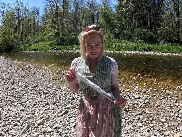 DIRNDL-SCHLAMPEN AO FICK an der Traun! Public Creampie + geiler Squirt direkt am PUBLIC Ufertreff!