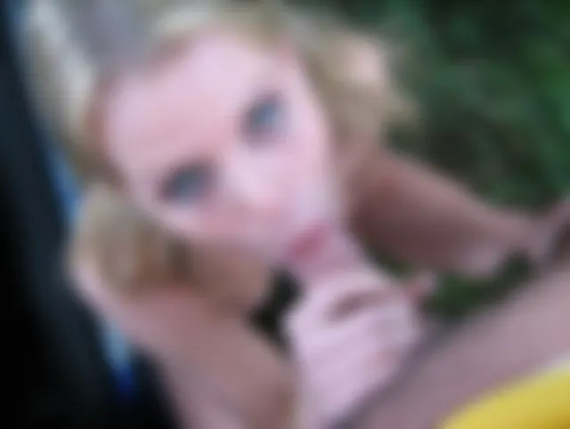 Steffi 2, oh ja tu es ... und sie kniet vor mir nieder