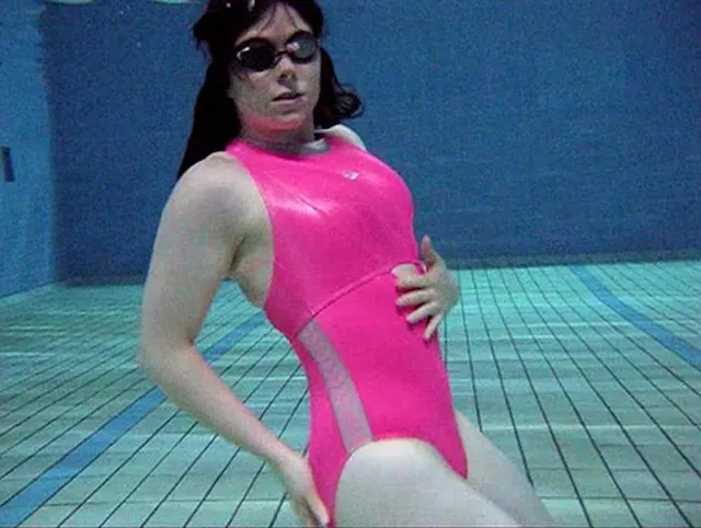 Changed from Pink Hydrasuit to Pink Bikini with swimming vib