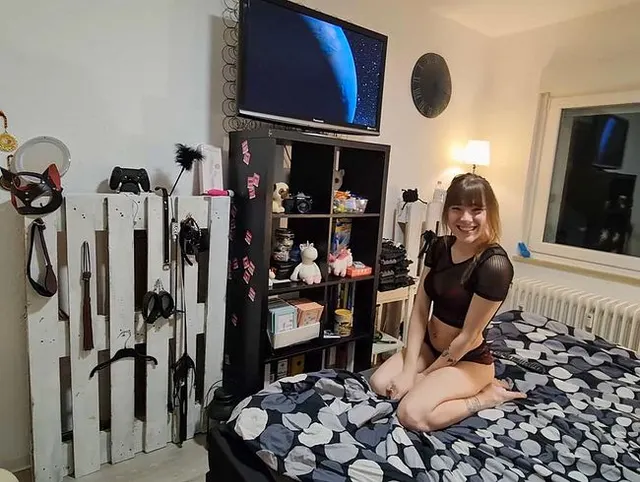 Filmeabend endet in heißer FICKPARTIE!!