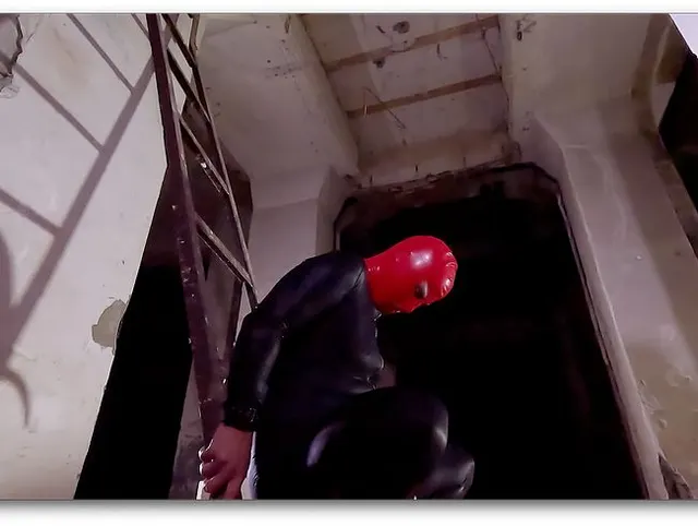 Latexmaske Blowjobs (Ohne Ton)