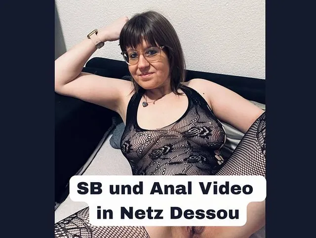 Vorschau aus Große Titten: 8 min SB und Anal Video in Netz Dessous mit Ton und Gesicht