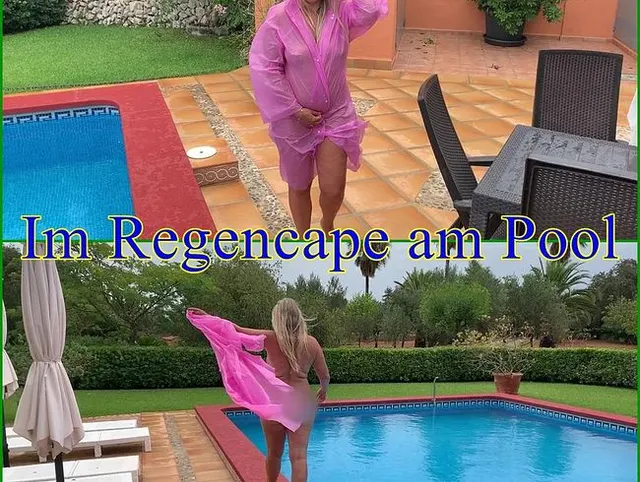 Im Regencape am Pool