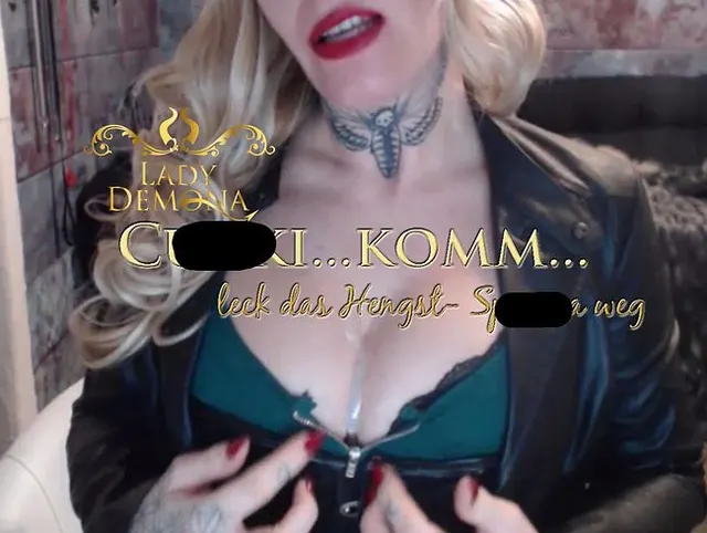Cucki! Komm- leck das Fick- Hengst Sperma weg! Yummy | by Lady_Demona