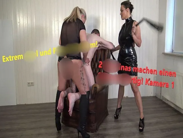 Extrem Anal und Pisse FemDom! 2 Dominas machen einen Sklaven Fertig! Kamera 1