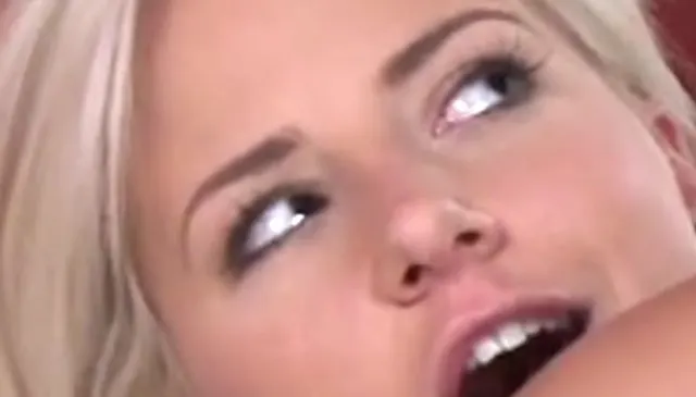 Voll in die Fotze gerotzt!