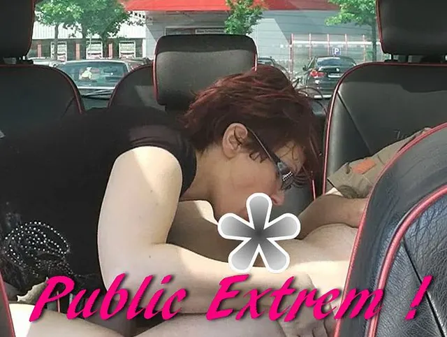 Showgeficke - Öffentlich im Auto