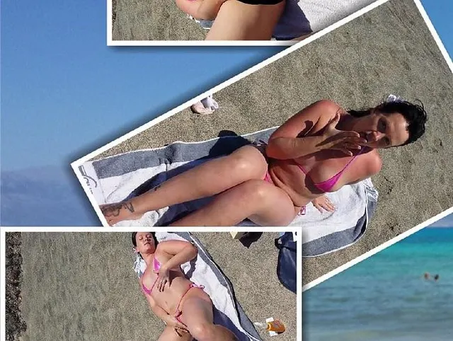 Mirco Bikini und Selbst gefickt am Strand