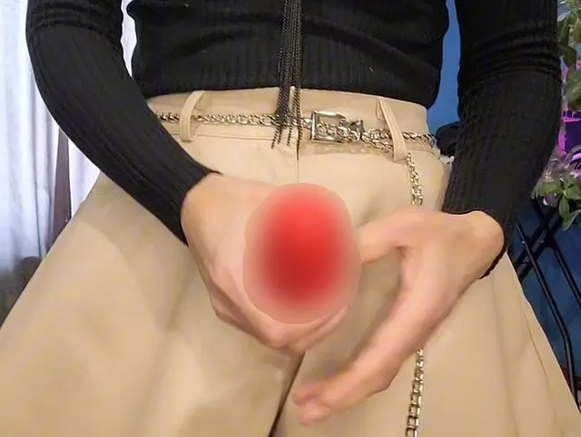 Dominanz, Strap-on, Demütigung.
