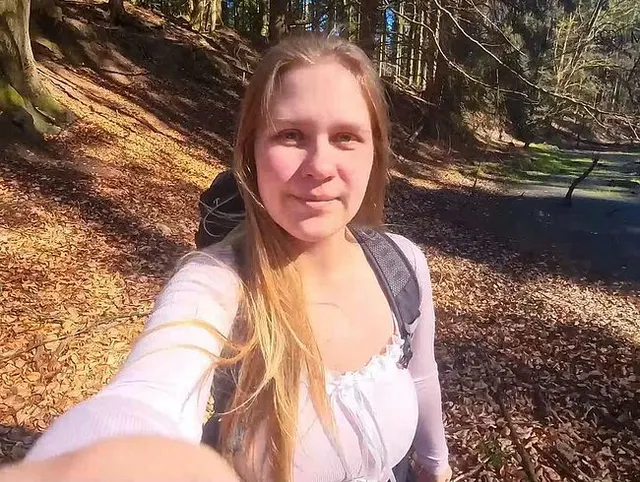 ? Ganz allein im Wald...