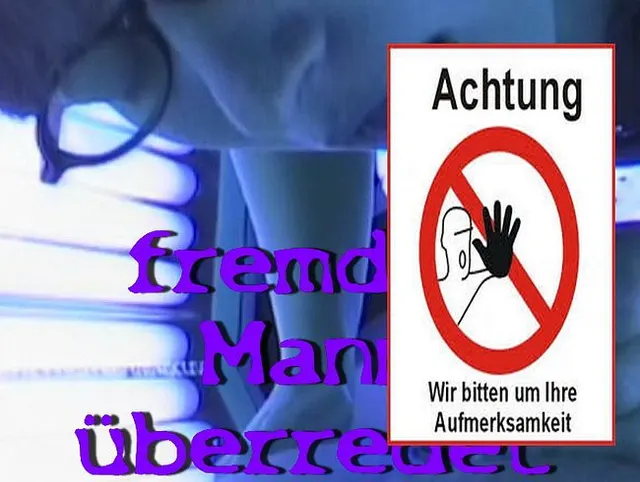 Kerl im Solarium abgefertigt