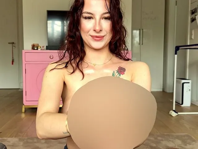 1. reiner Tittenfick! Sinnlichkeit pur! Ein must have 4 Titty-Fans! Würde dir das auch gefallen?