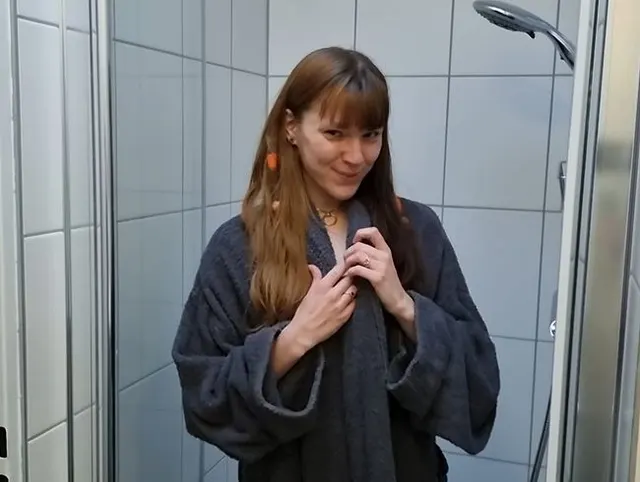 UNGESCHNITTENER DUSCH SPASS