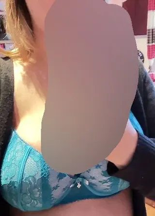 Ich verwöhn meinen Dildo