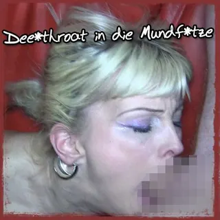 Deepthroat in die Mundfotze