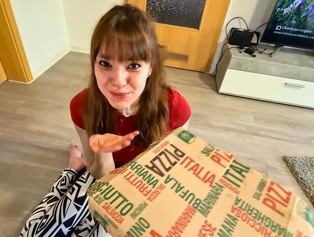 WAAAS WAR DAS?! Meine erste SCHWANZPIZZA!