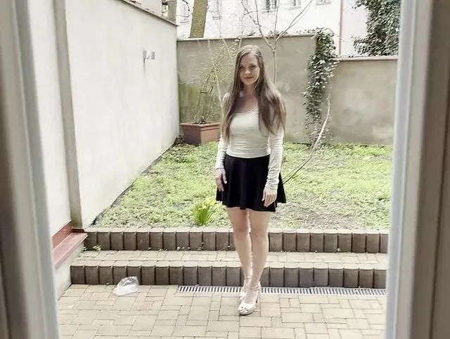 Behaarte MILF macht es tief