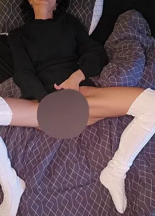 Kuschelig im Bett... bis die Lust zu groß wird ??
