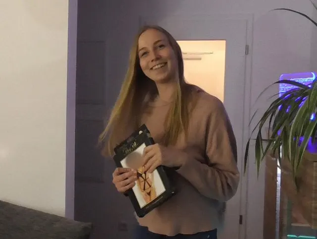 Sugardaddy mit meiner Teeny Fotze belohnt