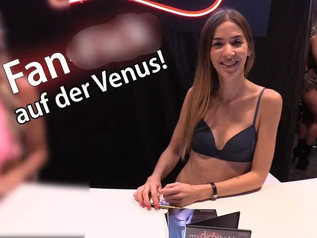Fan-Fick auf dem Venus Klo!