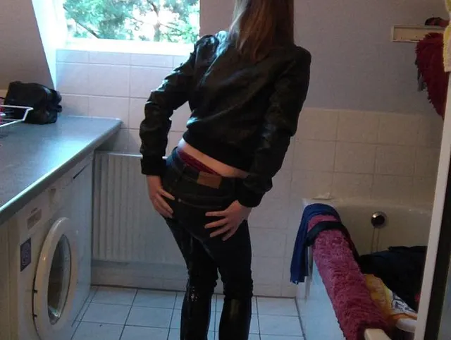 In die Gummistiefel gepisst (Userwunsch)