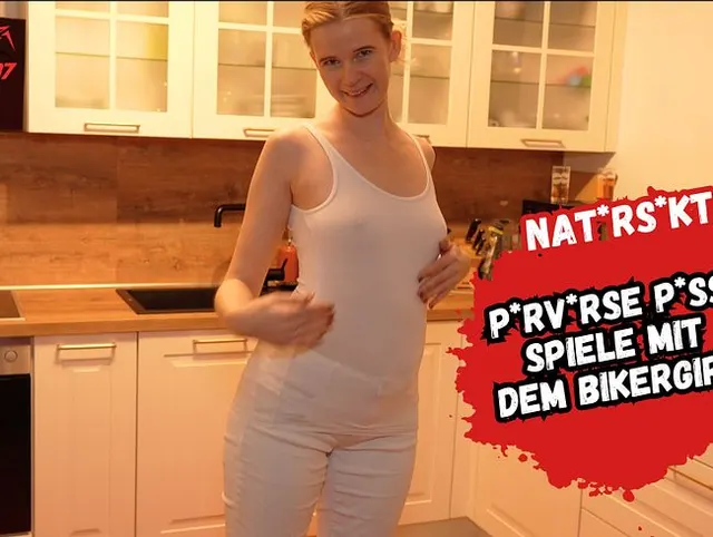 Perverses Selbstanpissen in weißer Jeans und weißem Top eskaliert! Bis zum Squirt!