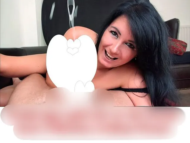 18-jähriger schießt Sperma-Bombe bis zur Decke!