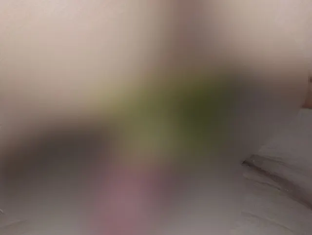 Geiler Blowjob im Sauna Ruhebereich von sexy Mona bis ich spritzte